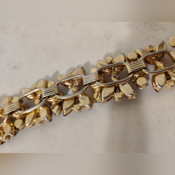 Vintage Confirmed Juliana Spectacular Glowing Frosted Topaz Silk Glass Bracelet - Picture 12 of 14